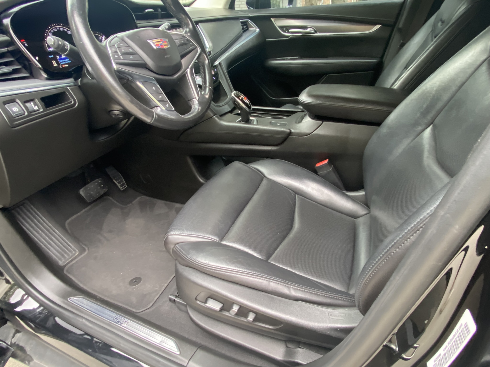 Used 2019 Cadillac XT5 Luxury FWD image 8