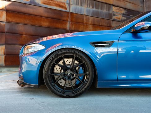 Used 2013 BMW M5 image 4