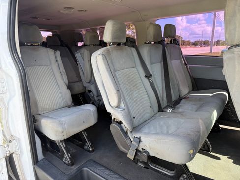 Used 2019 Ford Transit 350 XLT image 17