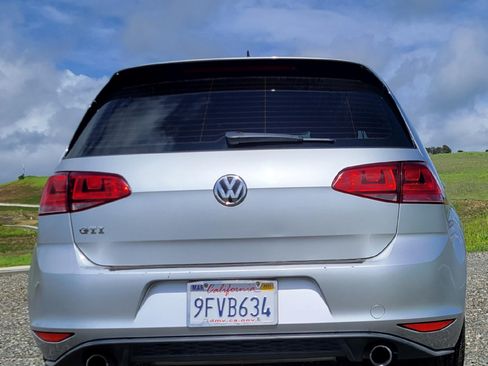 Used 2015 Volkswagen GTI S image 6