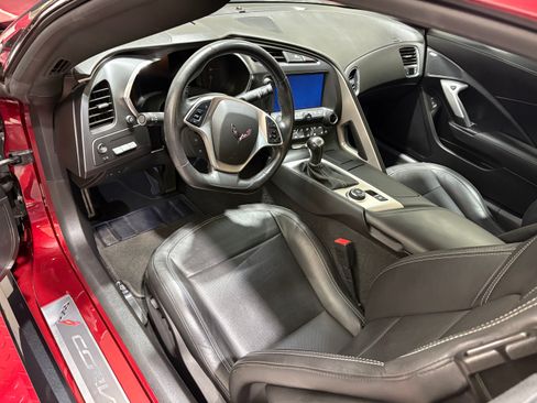 Used 2019 Chevrolet Corvette Grand Sport RWD image 11