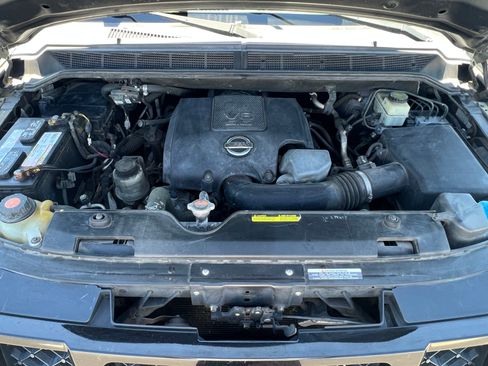 Used 2014 Nissan Armada SV w/ SV Driver Package image 22