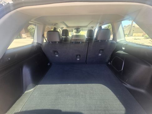 Used 2023 Jeep Grand Cherokee 4WD 4xe image 10