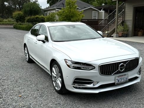 Used 2017 Volvo S90 T6 Inscription w/ Vision Package AWD/4WD image 1