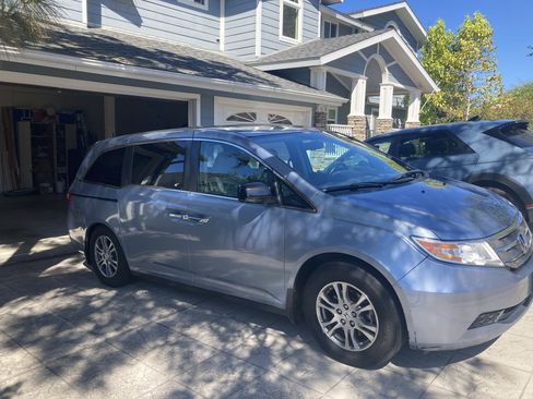 Used 2013 Honda Odyssey EX-L image 2