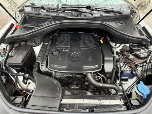 Used 2015 Mercedes-Benz ML 350 ML 350 4MATIC Sport Utility 4D image 13