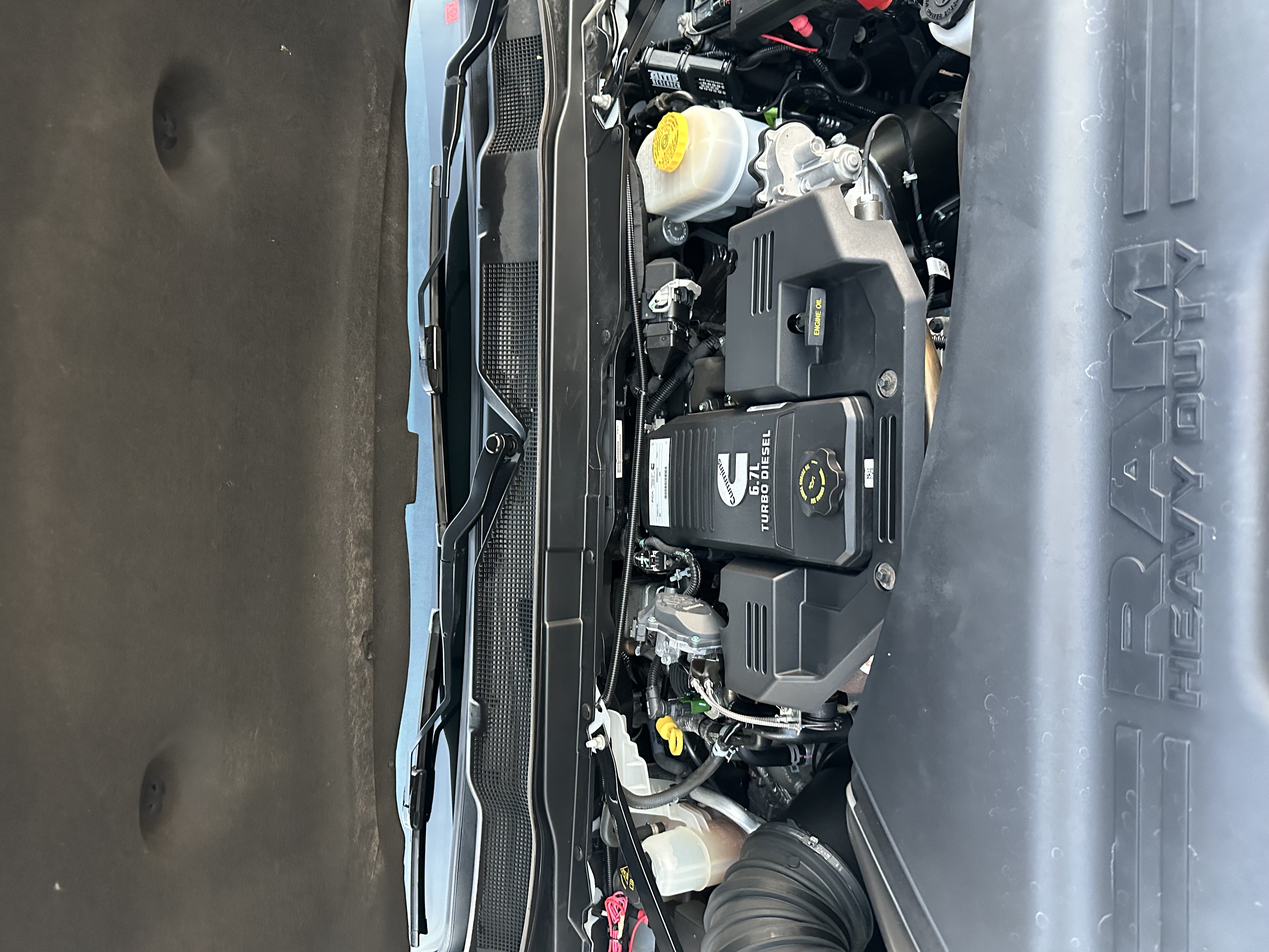 Used 2019 RAM 2500 Laramie AWD/4WD image 14