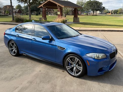Used 2013 BMW M5 image 17