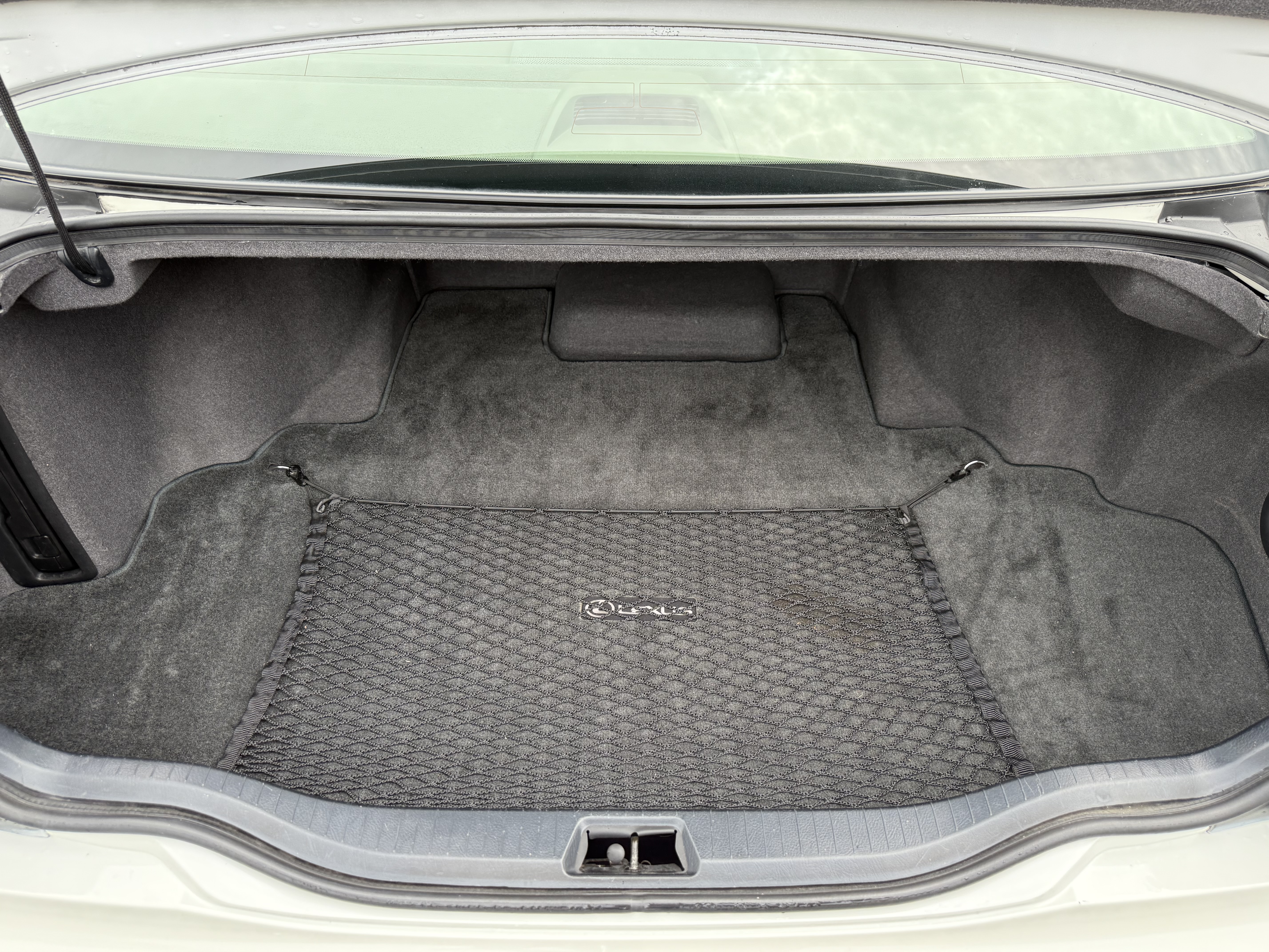 Used 2003 Lexus LS 430 RWD image 12