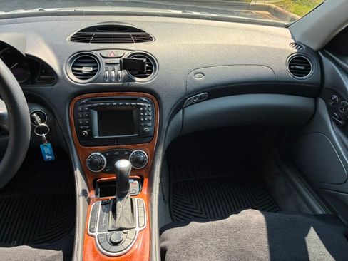 Used 2004 Mercedes-Benz SL 500 image 13