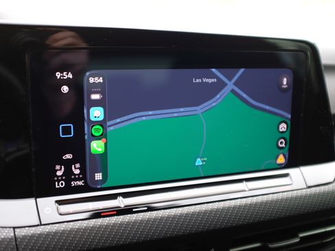 Used 2024 Volkswagen Golf R image 17