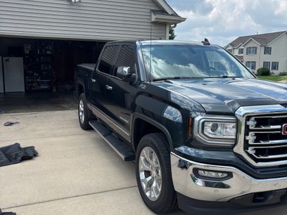 Used 2018 GMC Sierra 1500 SLT w/ SLT Premium Package