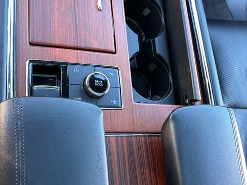 Used 2018 Lincoln Navigator Reserve w/ Technology Package image 21