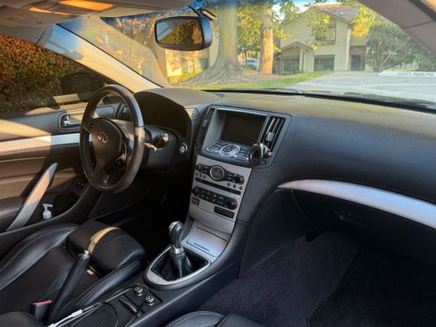 Used 2009 INFINITI G37 Sport w/ Premium Pkg RWD image 23