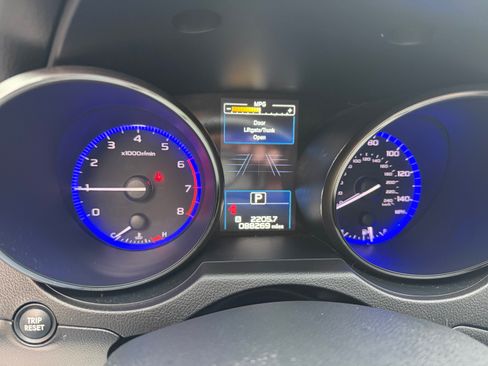 Used 2015 Subaru Outback 2.5i Premium image 6