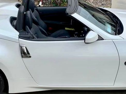 Used 2019 Nissan 370Z Touring image 5
