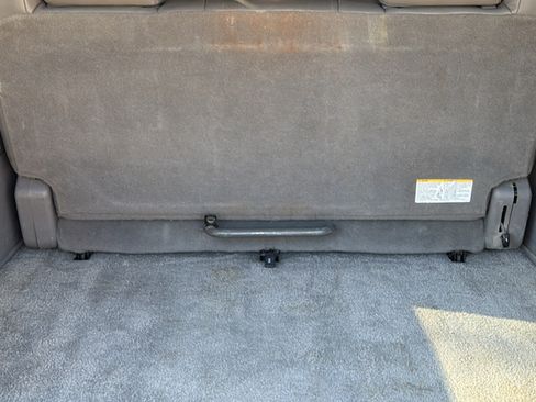 Used 2003 GMC Yukon XL Denali image 8