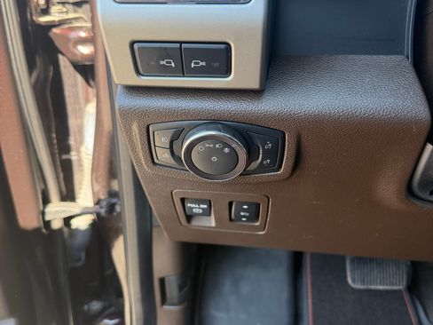 Used 2019 Ford F150 King Ranch w/ Equipment Group 601A Luxury image 20