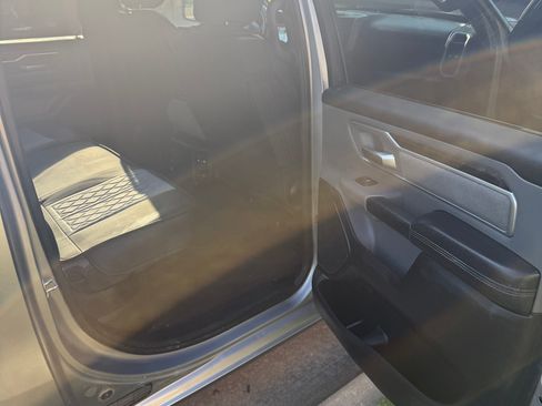 Used 2021 RAM 1500 Big Horn AWD/4WD image 20