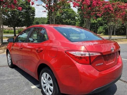 Used 2014 Toyota Corolla LE FWD image 8