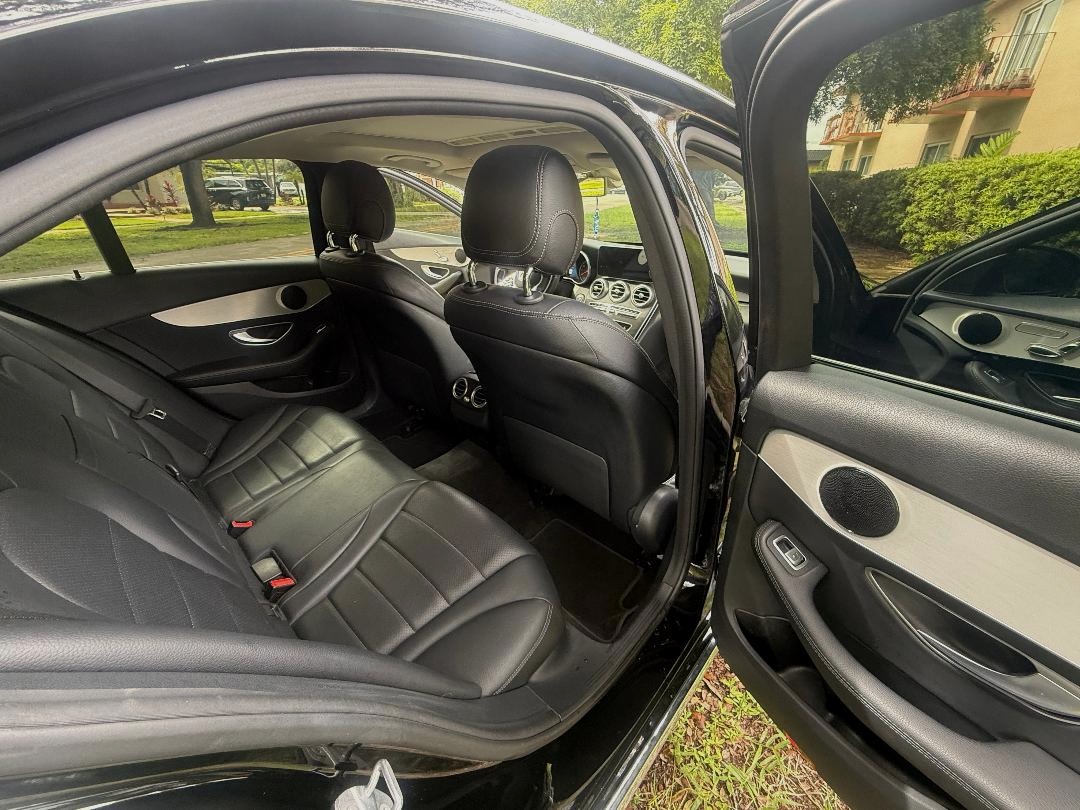 Used 2019 Mercedes-Benz C 300 Sedan image 12