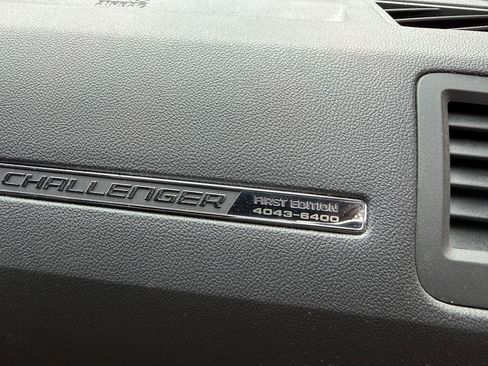 Used 2008 Dodge Challenger SRT8 RWD image 6
