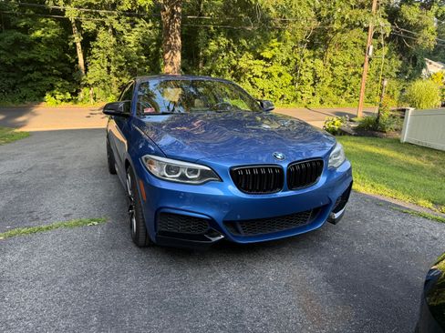 Used 2017 BMW M240i Coupe RWD image 2