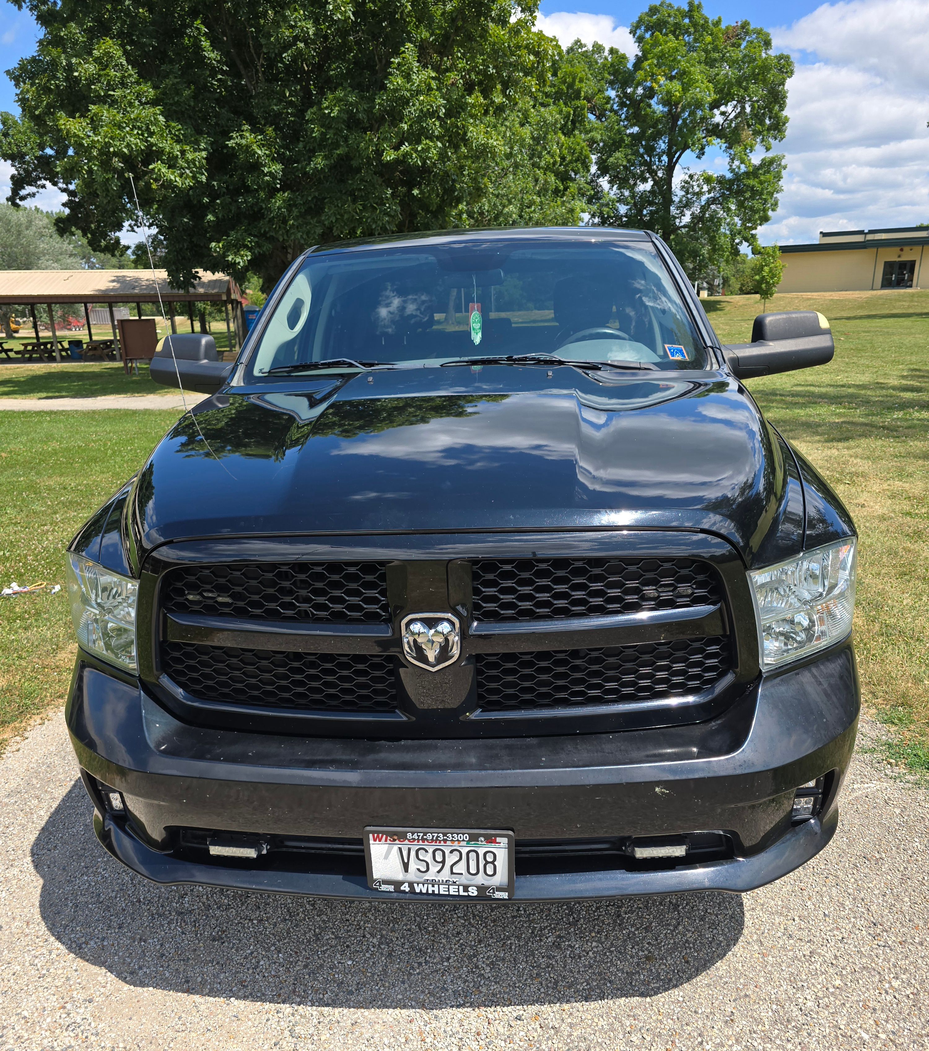 Used 2013 RAM 1500 Express AWD/4WD image 2