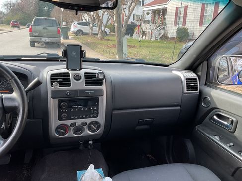 Used 2009 Chevrolet Colorado LT image 13