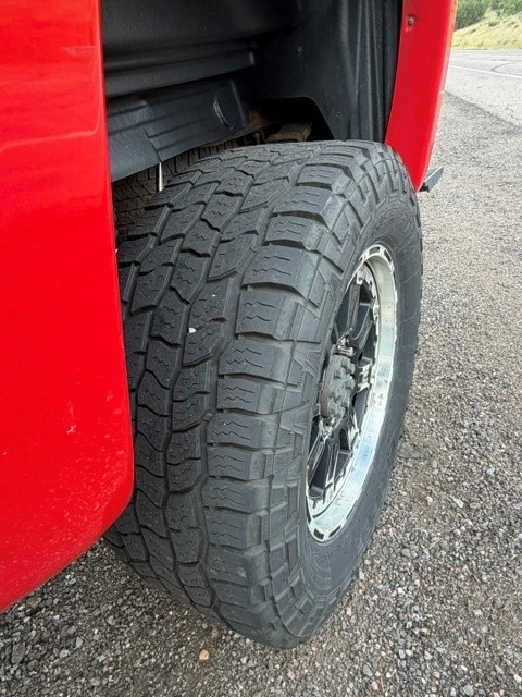 Used 2011 GMC Sierra 2500 SLE w/ SLE Preferred Package AWD/4WD image 26