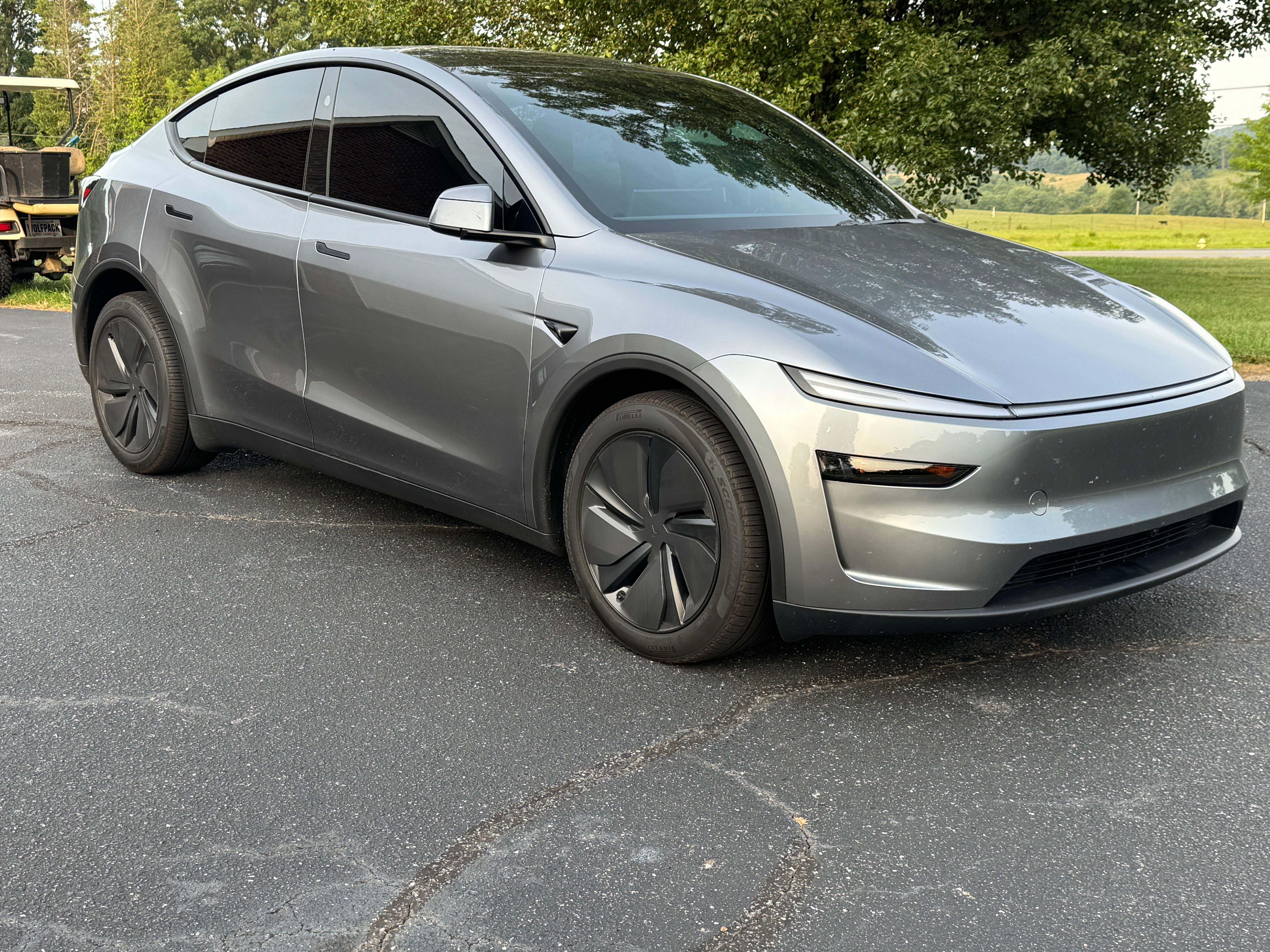 Used 2026 Tesla Model Y AWD image 2