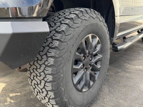 Used 2017 Ford F150 XL w/ Equipment Group 101A Mid image 12