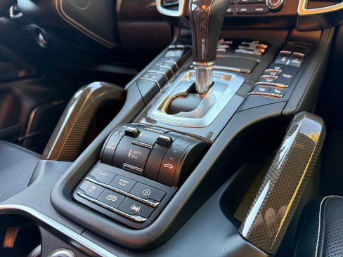 Used 2018 Porsche Cayenne Turbo S w/ Premium Package Plus image 8