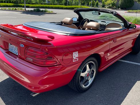 Used 1994 Ford Mustang GT image 2