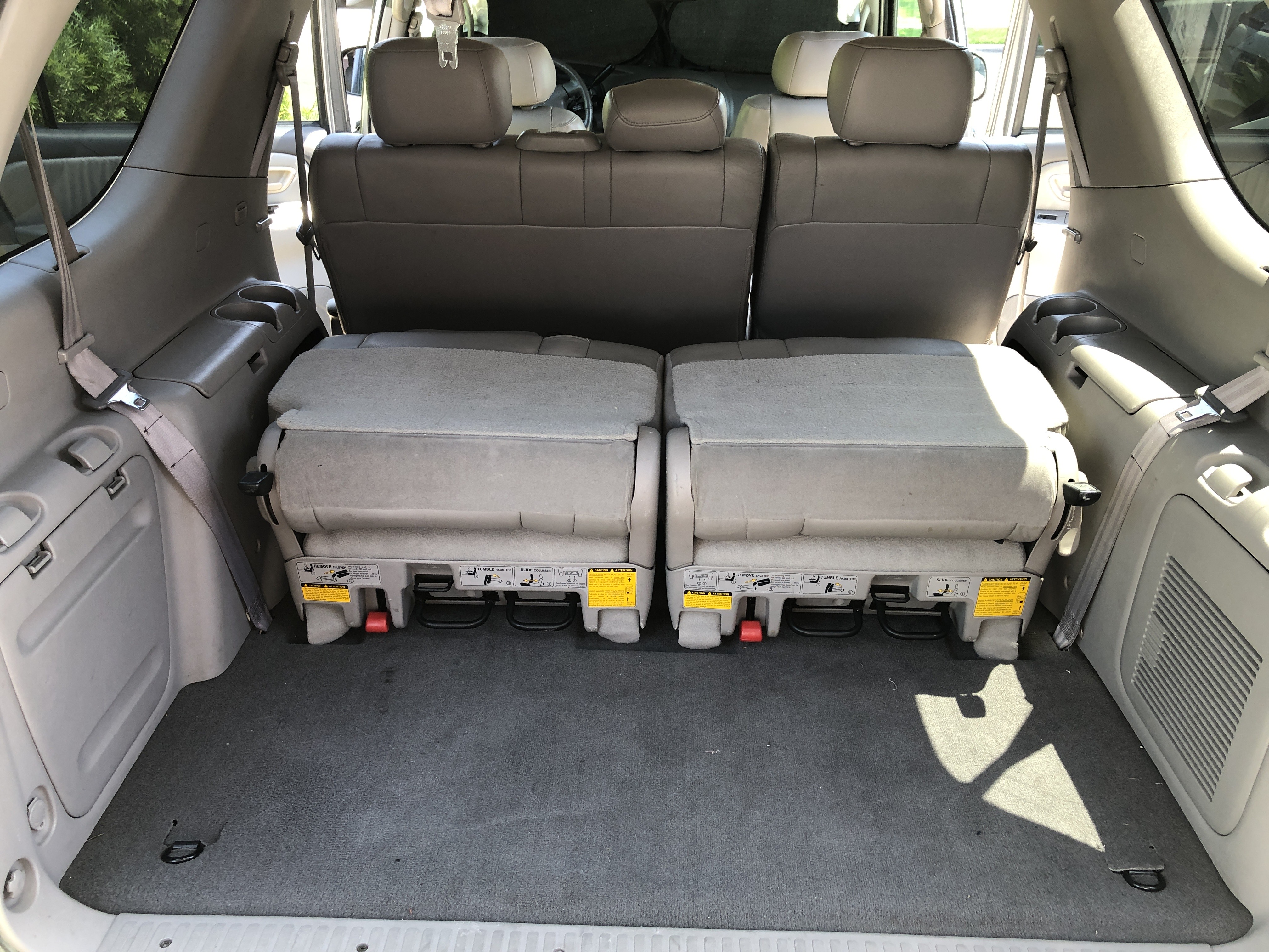 Used 2001 Toyota Sequoia Limited AWD/4WD image 9