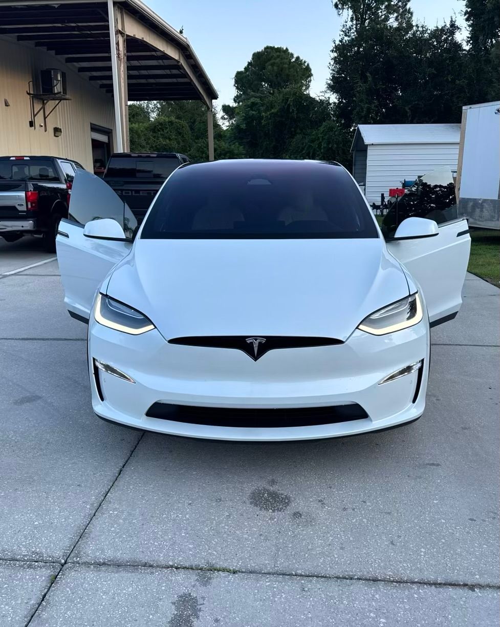 Used 2022 Tesla Model X Plaid AWD/4WD image 1