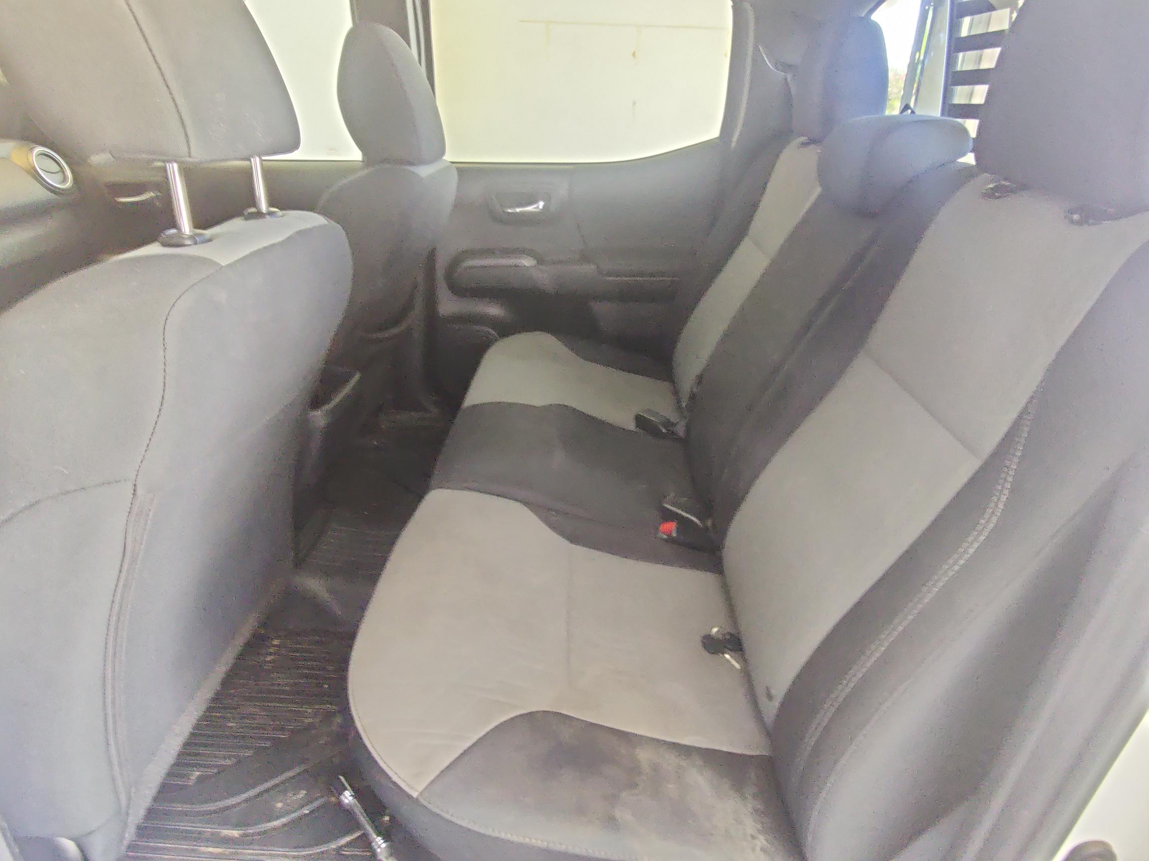 Used 2020 Toyota Tacoma TRD Off-Road w/ Technology Package AWD/4WD image 13