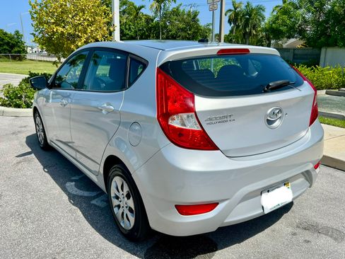 Used 2015 Hyundai Accent GS FWD image 8