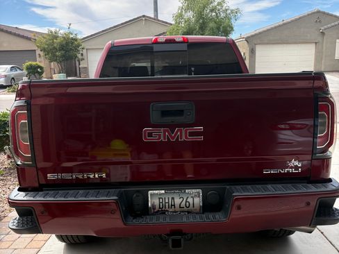 Used 2017 GMC Sierra 1500 Denali w/ Denali Ultimate Package image 4