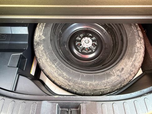 Used 2018 Toyota RAV4 Limited w/ Protection Package image 28