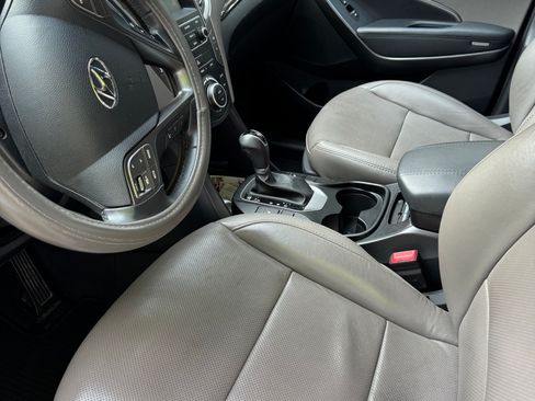 Used 2017 Hyundai Santa Fe Sport FWD image 6