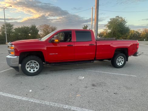 Used 2018 Chevrolet Silverado 2500 W/T w/ WT Fleet Convenience Package image 1