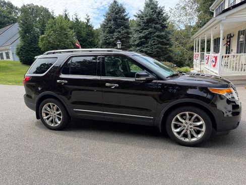 Used 2014 Ford Explorer Limited w/ Equipment Group 302A AWD/4WD image 1