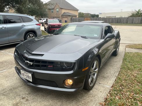 Used 2010 Chevrolet Camaro SS w/ RS Package image 1