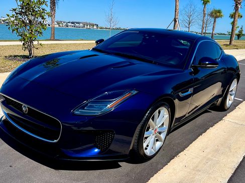 Used 2020 Jaguar F-TYPE Coupe image 6