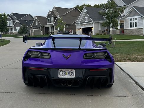 Used 2016 Chevrolet Corvette Z06 w/ 3LZ Preferred Equipment Group image 13