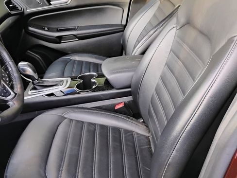 Used 2016 Ford Edge SEL w/ Equipment Group 201A image 2