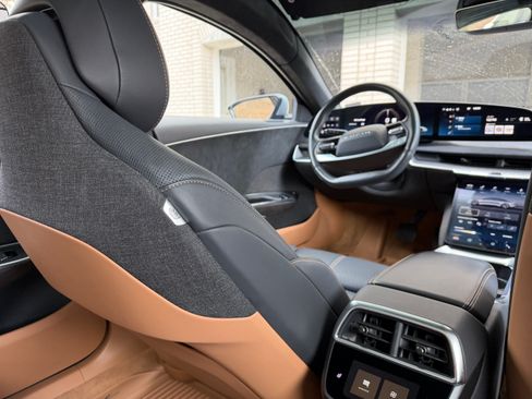 Used 2022 Lucid Air Grand Touring image 21