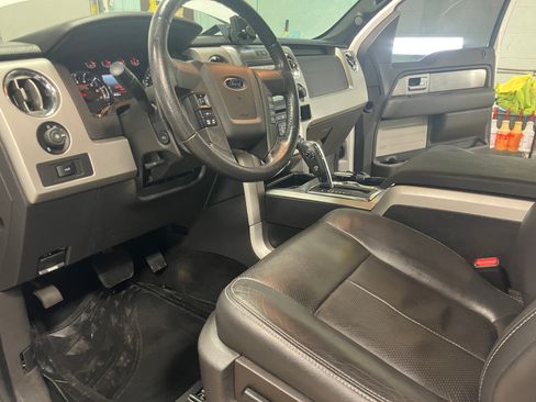 Used 2014 Ford F150 FX4 w/ Equipment Group 402A Luxury image 14