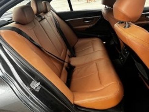 Used 2017 BMW 330i xDrive Sedan image 6